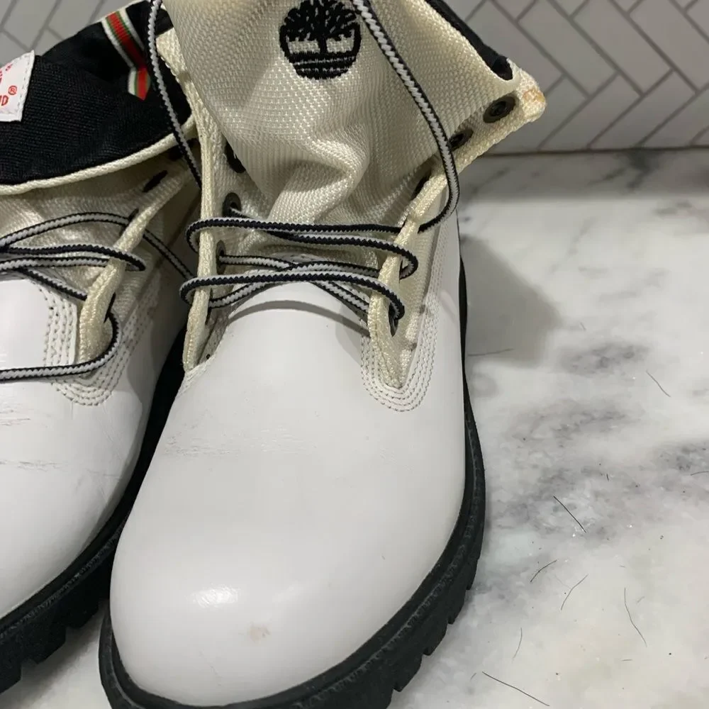 Timberland leather white boots rollout top sz 5. Beautiful condition - Picture 2 of 9
